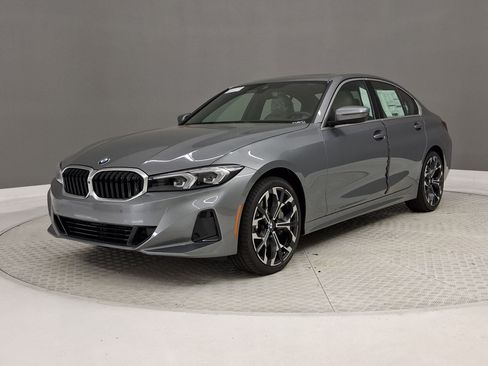 New 2026 BMW 330i Sedan w/ Convenience Package RWD image 20