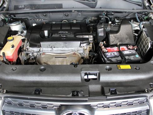 Used 2011 Toyota RAV4 2WD w/ Base L4 Extra Value Pkg image 27