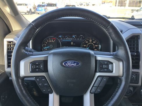 Used 2019 Ford F150 Lariat w/ Equipment Group 502A Luxury image 19