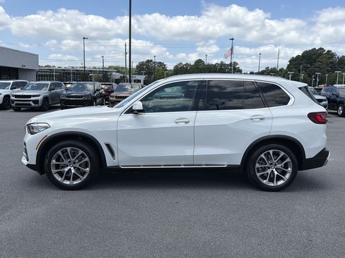 Used 2022 BMW X5 sDrive40i w/ Premium Package RWD image 4