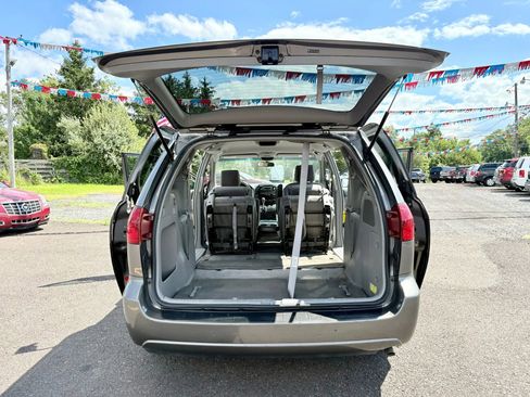 Used 2005 Toyota Sienna LE image 25