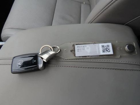 Used 2016 Acura TLX V6 SH-AWD w/ Advance Package image 42