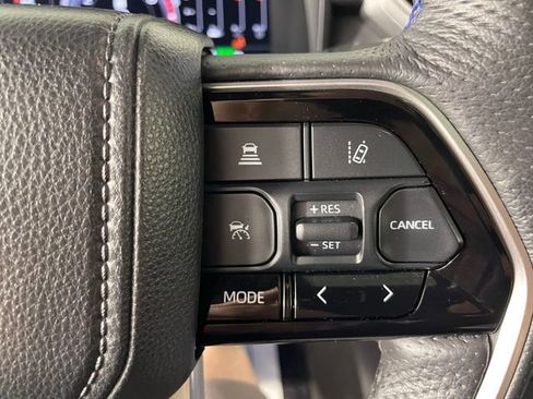 Used 2023 Toyota Tundra Platinum image 12