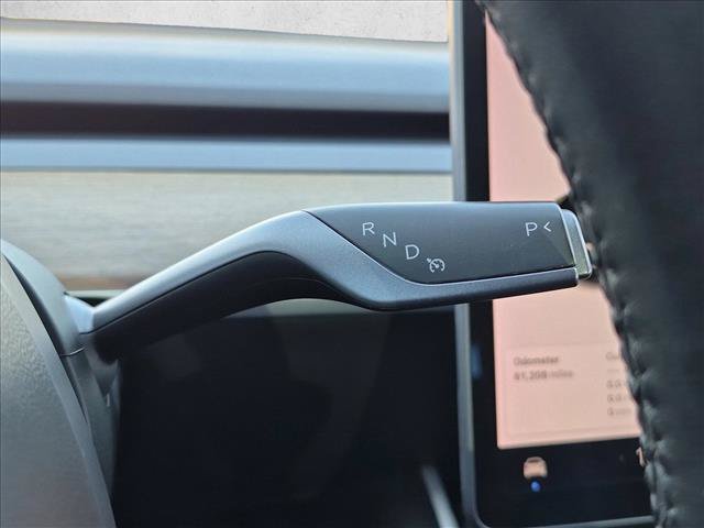 Used 2019 Tesla Model 3 Mid Range RWD image 11