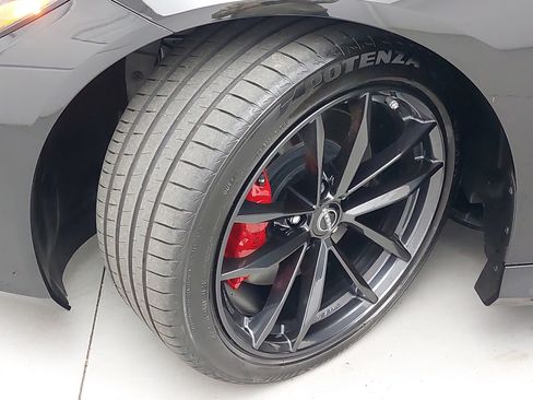 Used 2024 Nissan Z Performance w/ Floor Mat Package image 27