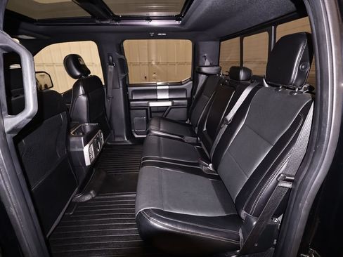 Used 2016 Ford F150 Lariat w/ Equipment Group 502A Luxury AWD/4WD image 16