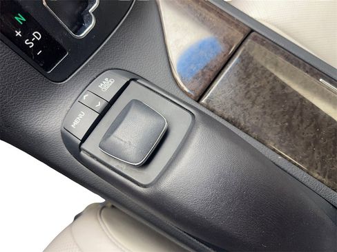 Used 2013 Lexus RX 450h FWD image 68