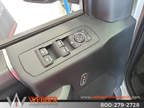 Used 2019 Ford F150 XLT w/ Equipment Group 302A Luxury AWD/4WD image 15