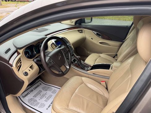 Used 2010 Buick LaCrosse CXL image 22