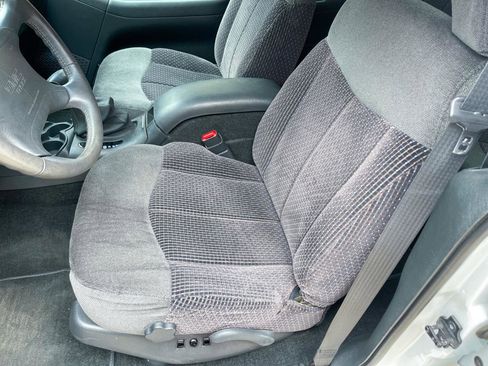 Used 1997 GMC Jimmy SLS w/ Marketing Option Pkg 6 image 42