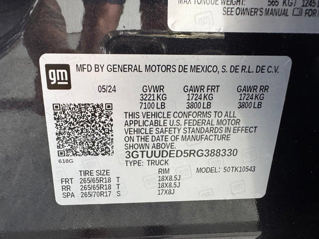 Used 2024 GMC Sierra 1500 SLT AWD/4WD image 26