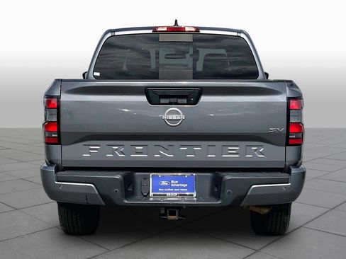 Used 2023 Nissan Frontier SV w/ SV Convenience Package RWD image 5