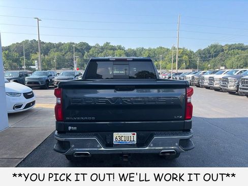 Used 2021 Chevrolet Silverado 1500 LTZ w/ Z71 Off-Road Package AWD/4WD image 5