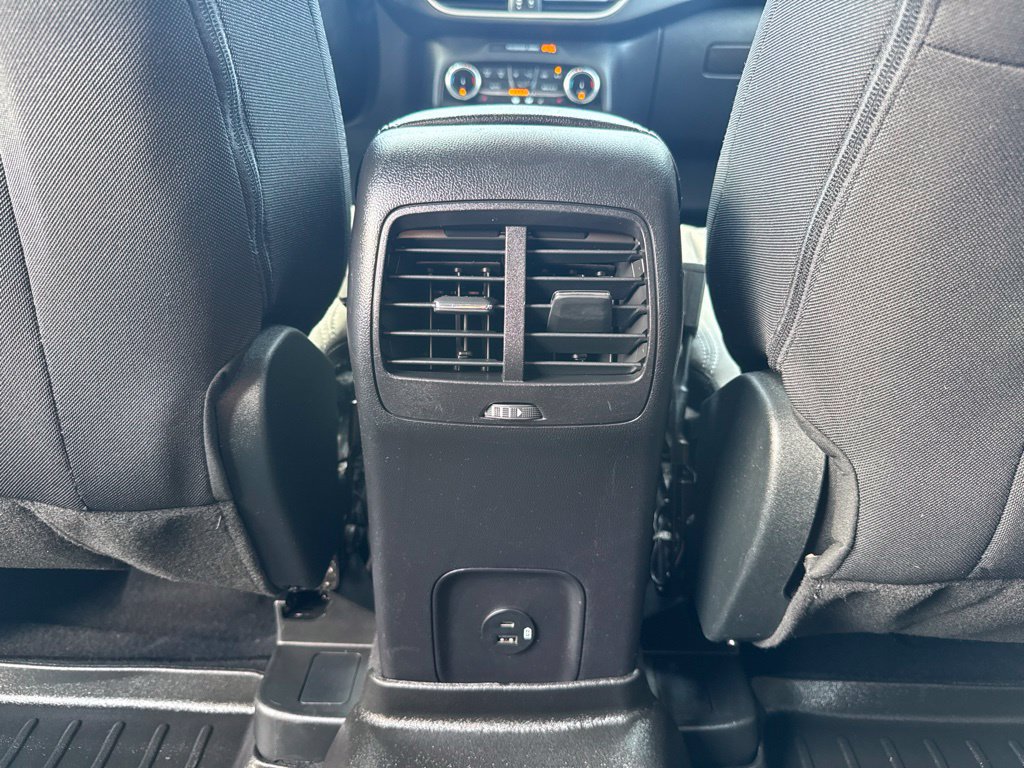 Used 2022 Ford Escape SE w/ Convenience Package FWD image 30