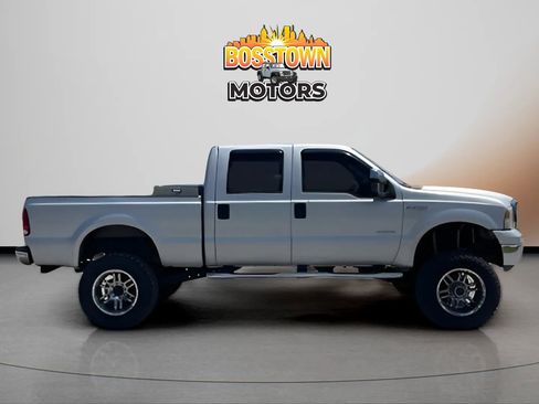 Used 2007 Ford F250 XLT image 9