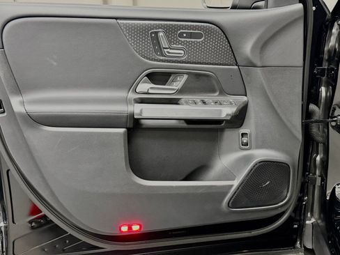 Certified 2026 Mercedes-Benz GLB 250 image 19