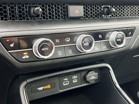 Certified 2025 Honda CR-V EX image 16