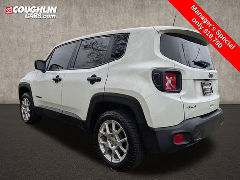 Used 2023 Jeep Renegade Latitude image 5