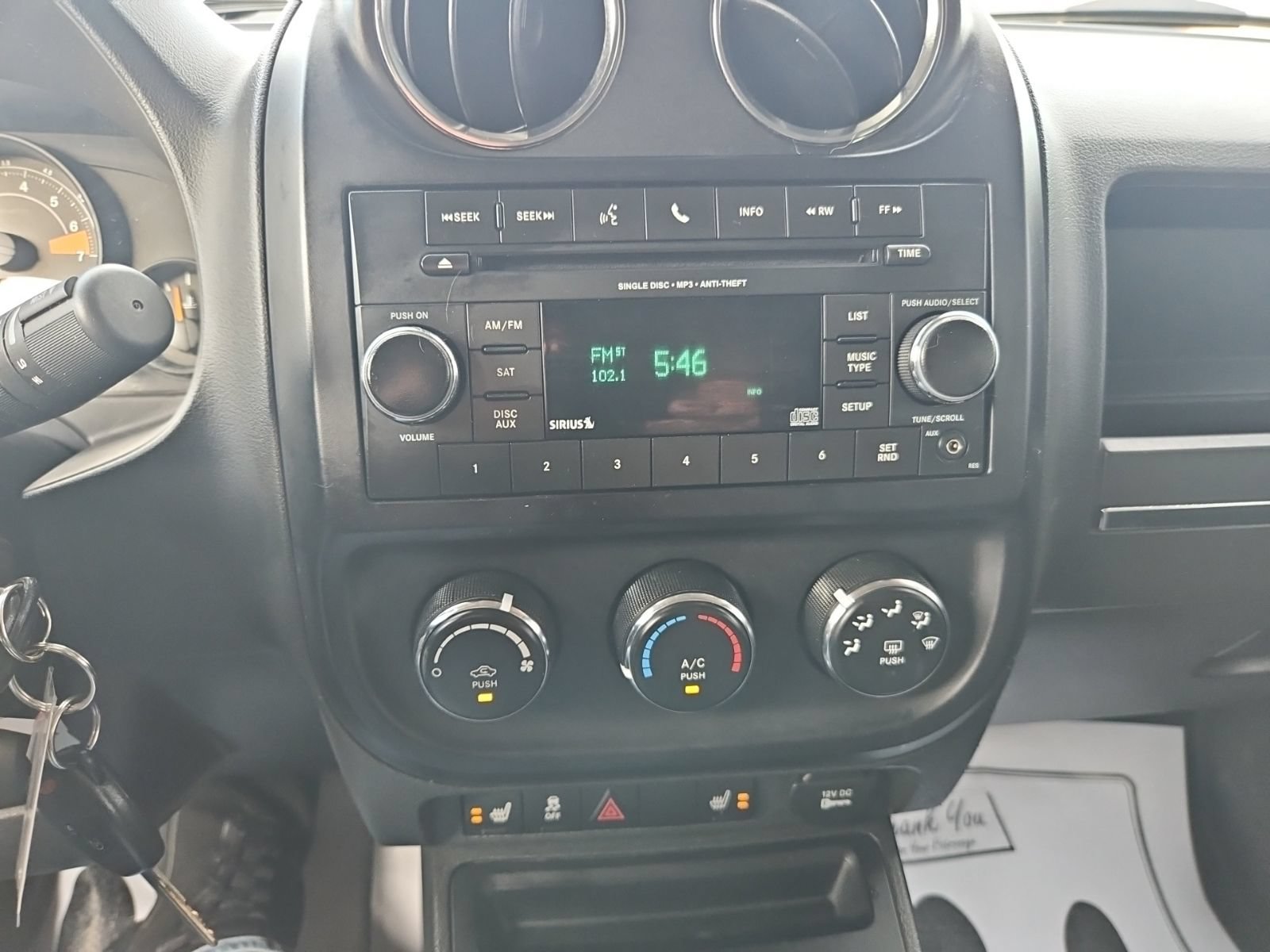 Used 2016 Jeep Patriot Latitude AWD/4WD image 25