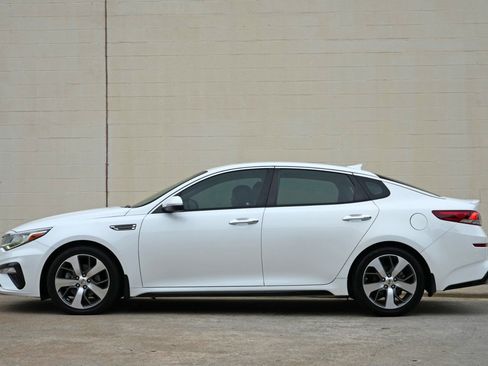 Used 2020 Kia Optima S FWD image 8