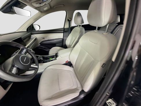 Used 2025 Hyundai Tucson SEL FWD image 13