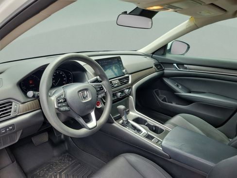 Used 2018 Honda Accord EX image 16
