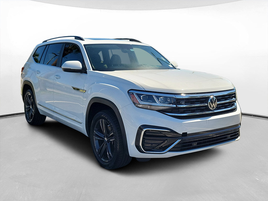 Used 2021 Volkswagen Atlas SE w/ Panoramic Sunroof Package FWD image 3
