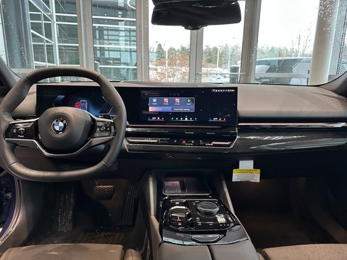 New 2026 BMW 530i xDrive w/ Premium Package image 15