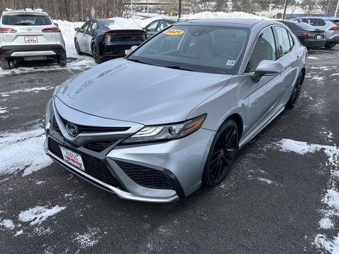 Used 2021 Toyota Camry XSE image 2
