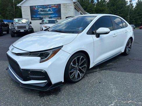 Used 2022 Toyota Corolla SE FWD image 1