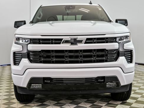 Used 2023 Chevrolet Silverado 1500 RST AWD/4WD image 4