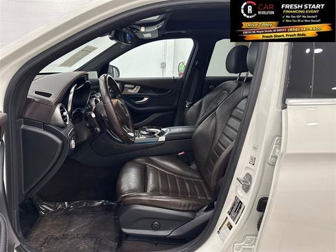 Used 2017 Mercedes-Benz GLC 300 300 4MATIC image 12