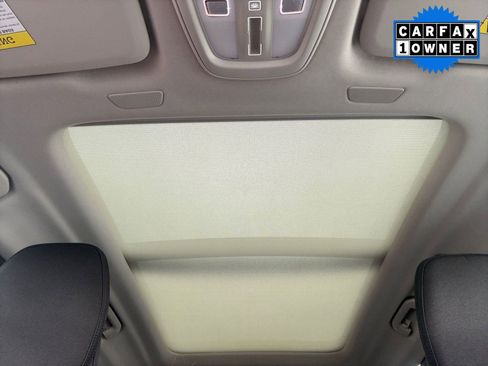 Used 2022 Volvo XC60 B5 Momentum image 15