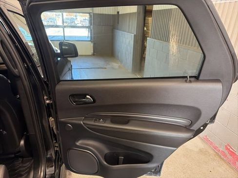 Used 2022 Dodge Durango SRT w/ Technology Group image 15