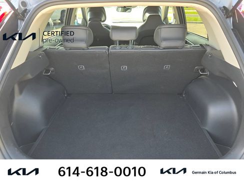 Certified 2023 Kia Niro EX Touring FWD image 20