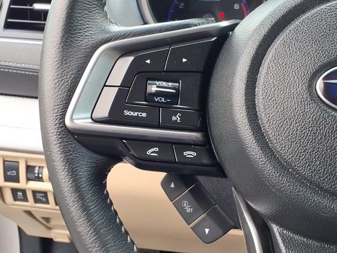 Used 2019 Subaru Outback 2.5i Premium AWD/4WD image 11
