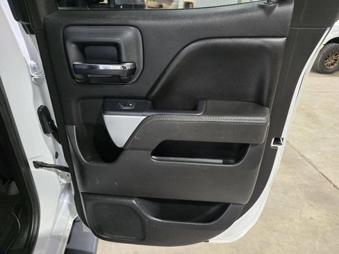 Used 2015 Chevrolet Silverado 2500 LT w/ LT Convenience Package AWD/4WD image 32