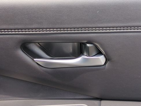 New 2026 Nissan Pathfinder Platinum w/ Accent Package FWD image 35