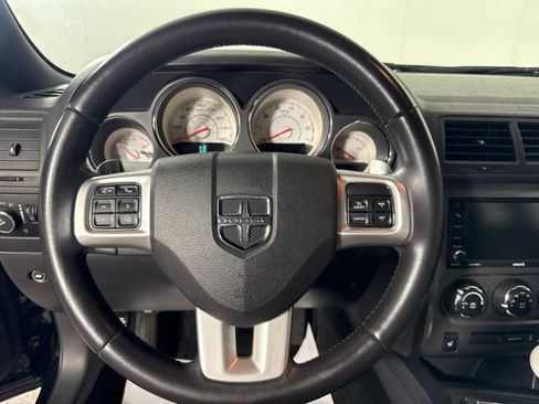 Used 2013 Dodge Challenger R/T RWD image 19