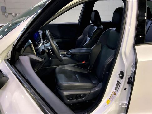 Certified 2025 Lexus TX 350 AWD image 8