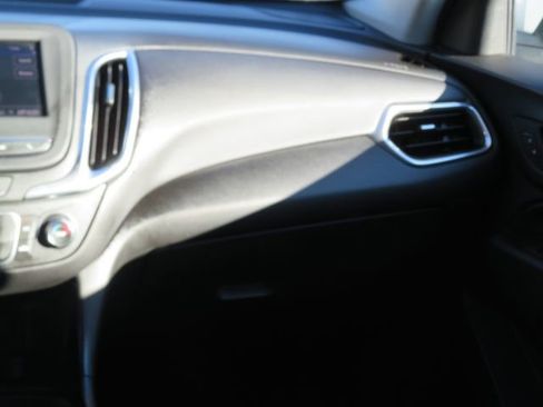 Used 2020 Chevrolet Equinox LT w/ LPO, Floor Liner Package image 29