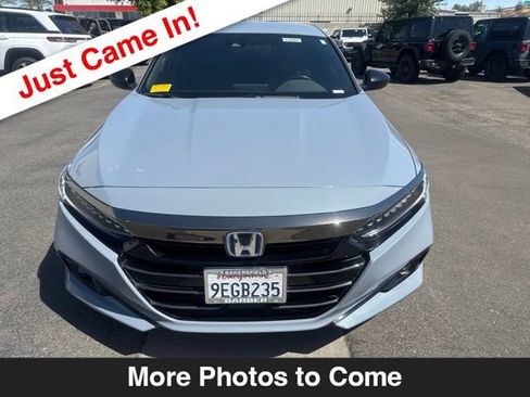 Used 2022 Honda Accord Sport image 9