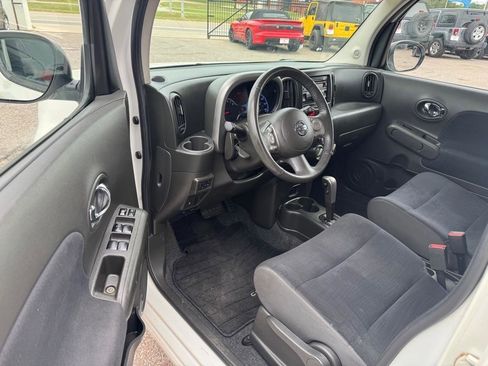 Used 2012 Nissan Cube 1.8 S w/ Interior Designer Pkg FWD image 6