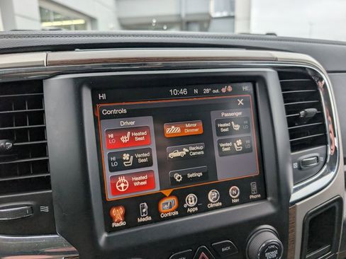 Used 2016 RAM 1500 Laramie w/ Convenience Group image 23