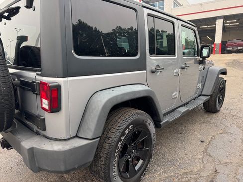 Used 2014 Jeep Wrangler Unlimited Sport w/ Quick Order Package 24S AWD/4WD image 11