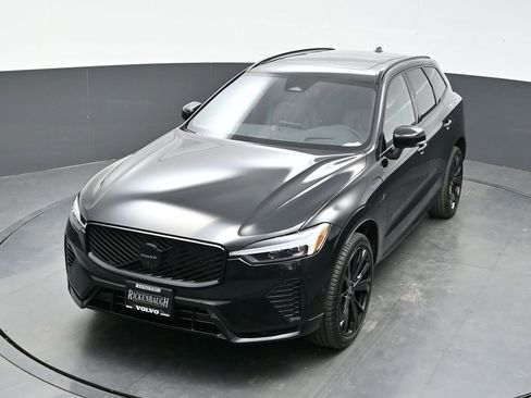 New 2026 Volvo XC60 T8 Ultra w/ Protection Package Premier AWD/4WD image 31