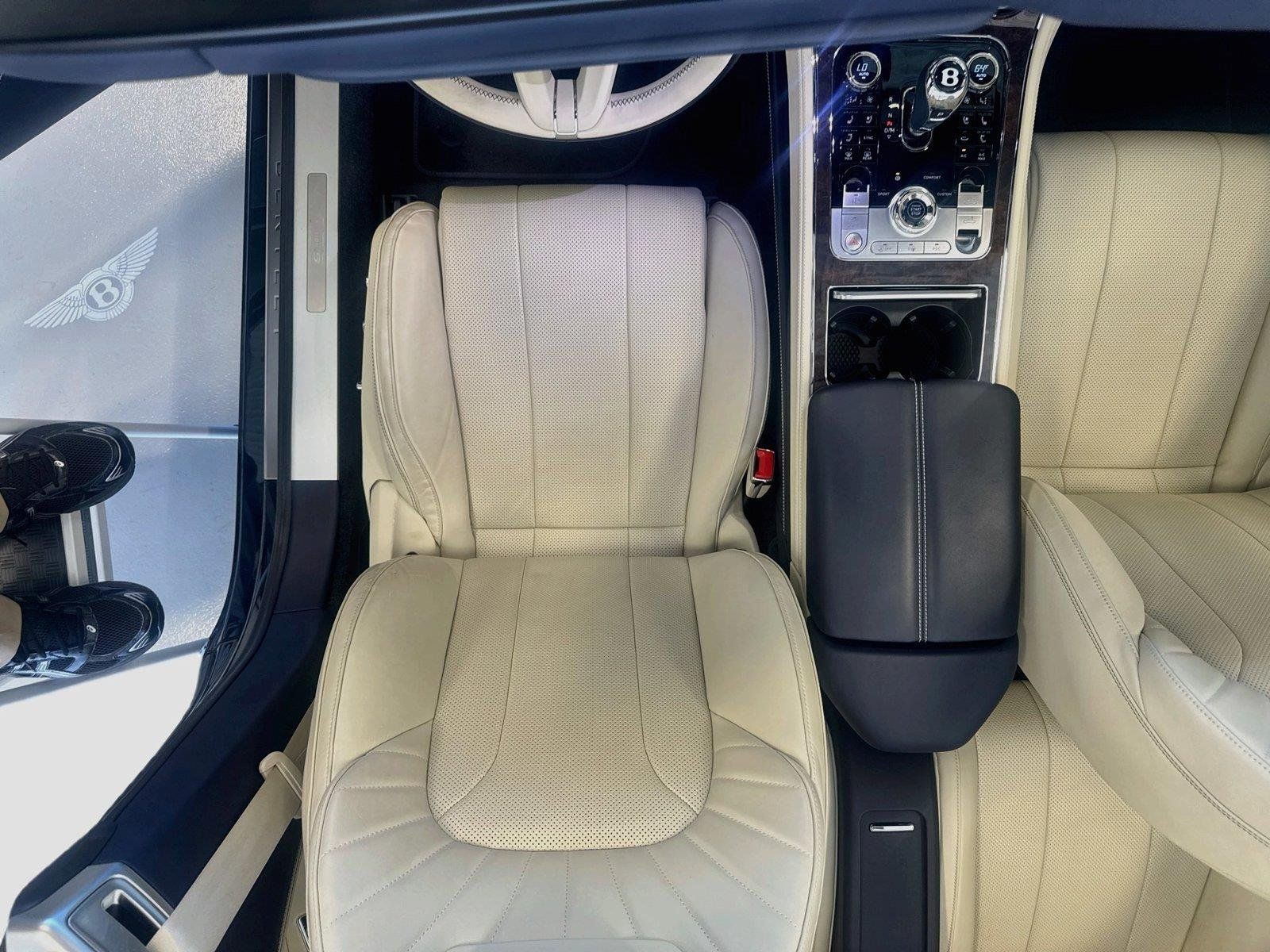 Used 2024 Bentley Continental GT AWD/4WD image 24