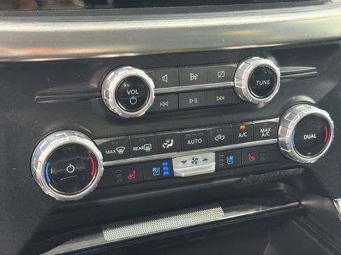 Used 2023 Ford F150 Lariat RWD image 20