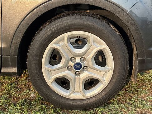 Used 2018 Ford Escape S FWD image 15