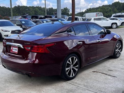 Used 2017 Nissan Maxima Platinum FWD image 6
